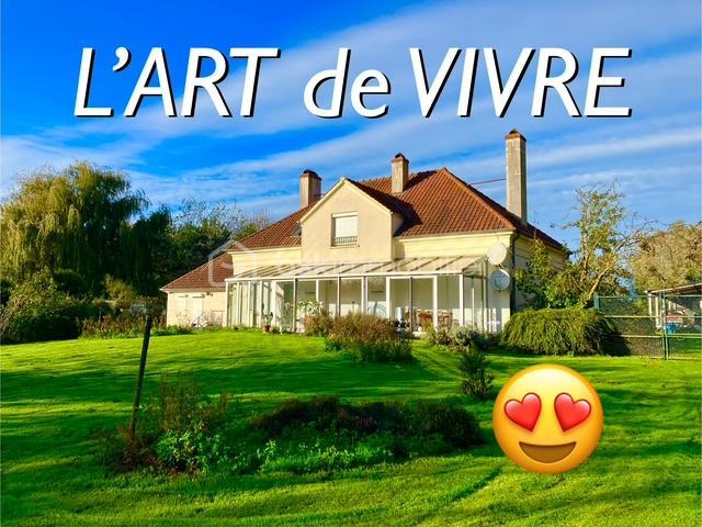 Demeure - 158 m² - 6 pièces