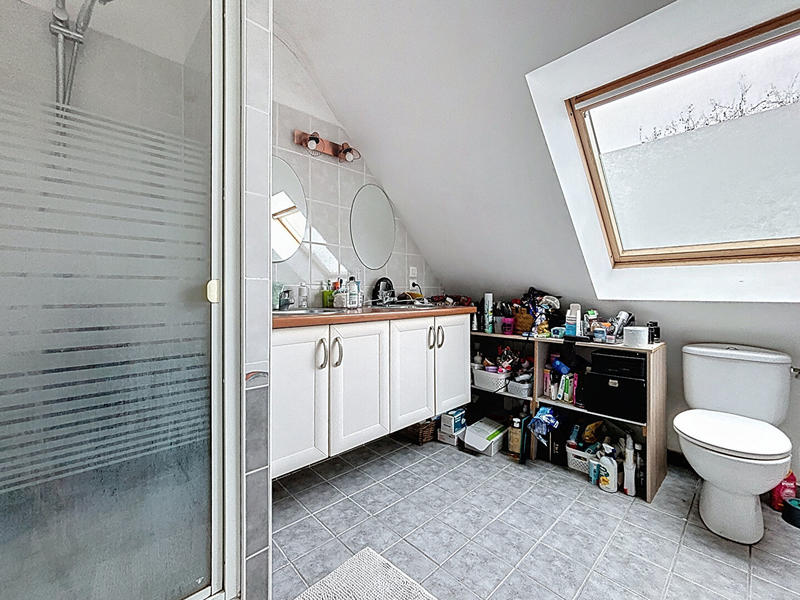 Maison - 122 m² - 7 pièces