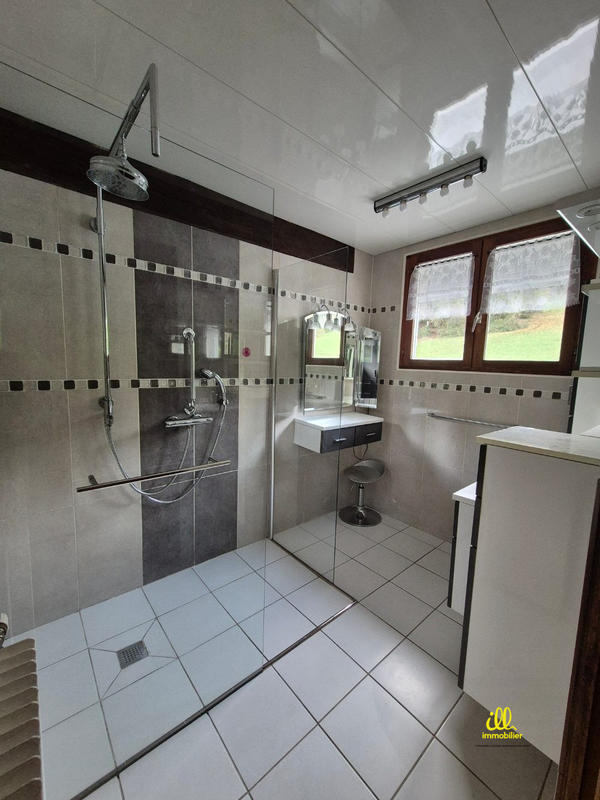 Maison - 127 m² - 6 pièces