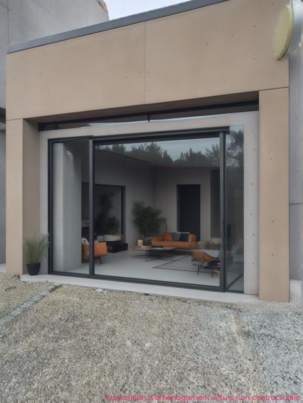 Local commercial - 82 m² - 3 pièces