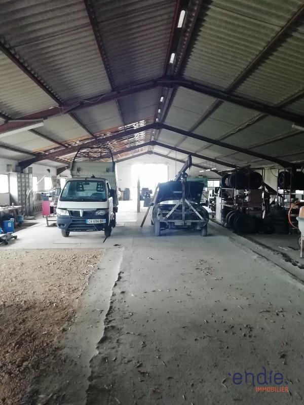 Corps de ferme - 240 m² - 9 pièces