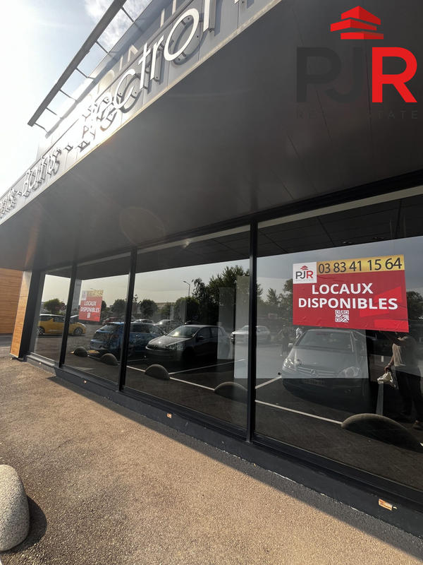 Local commercial - 423 m²