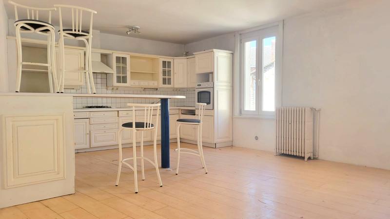 Immeuble mixte - 275 m²