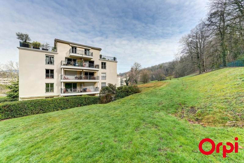 Appartement - 83 m² - 4 pièces