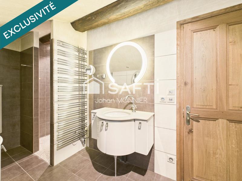 Maison - 322 m² - 8 pièces