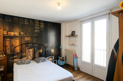 Maison - 101 m² - 6 pièces