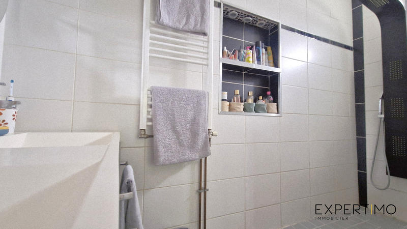 Maison - 139 m² - 6 pièces