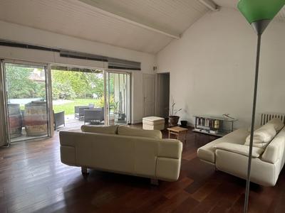 Maison - 160 m² - 4 pièces