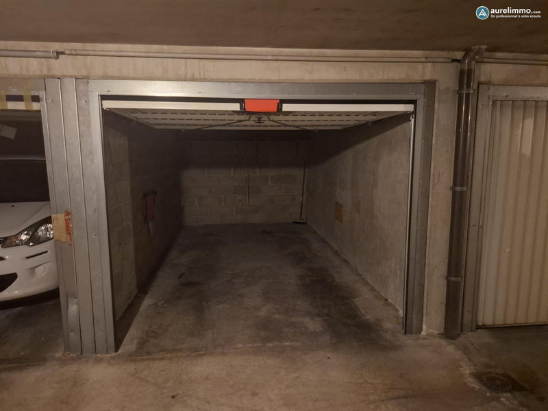 Appartement - 94 m² - 6 pièces