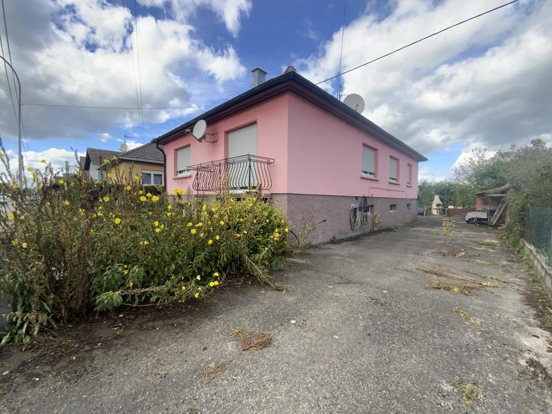 Maison - 104 m² - 4 pièces