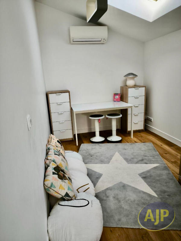 Maison - 175 m² - 5 pièces