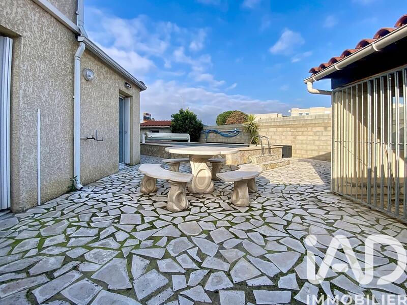 Maison - 88 m² - 5 pièces