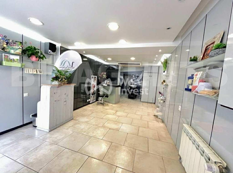 Local commercial - 35 m² - 2 pièces