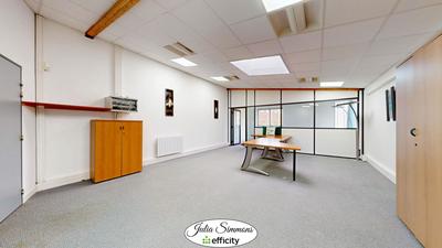 Bureau - 60 m² - 1 pièce
