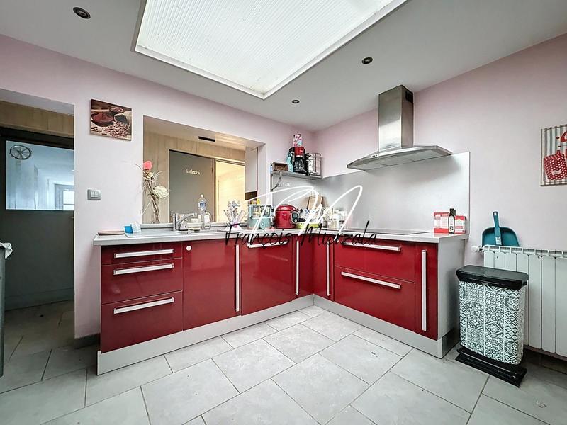 Maison - 112 m² - 6 pièces