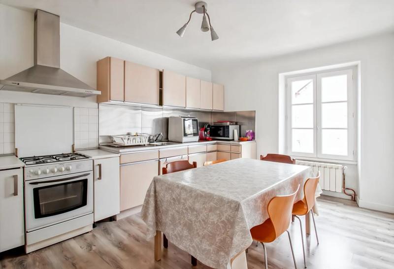 Propriété - 469 m² - 16 pièces