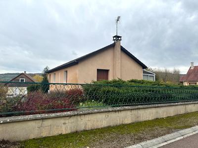 Maison - 84 m² - 5 pièces