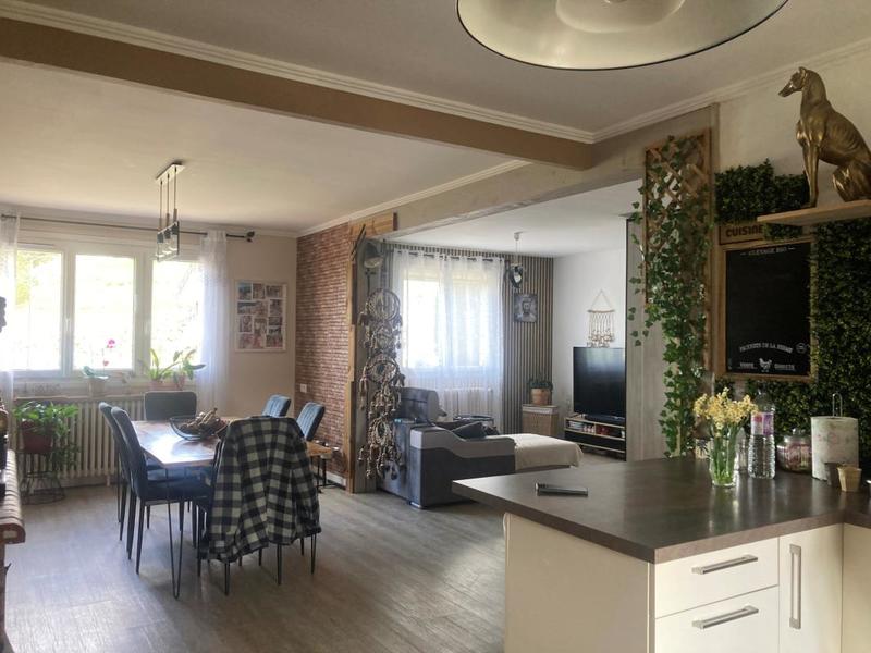 Villa - 138 m² - 8 pièces