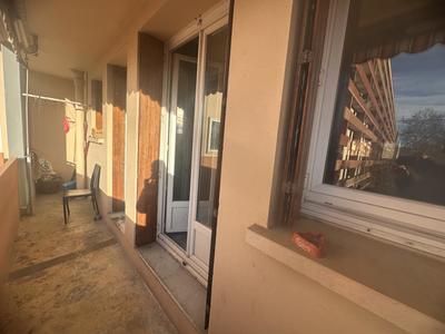 Appartement ancien - 74 m² - 4 pièces