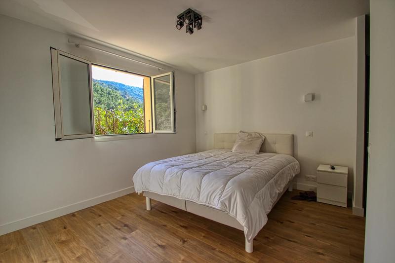 Villa - 215 m² - 5 pièces