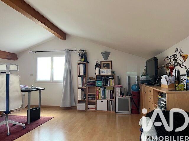 Maison - 143 m² - 5 pièces