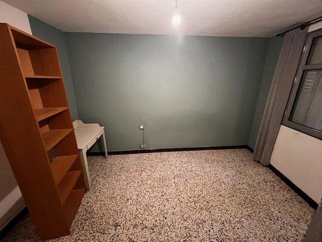 Appartement - 117 m² - 6 pièces