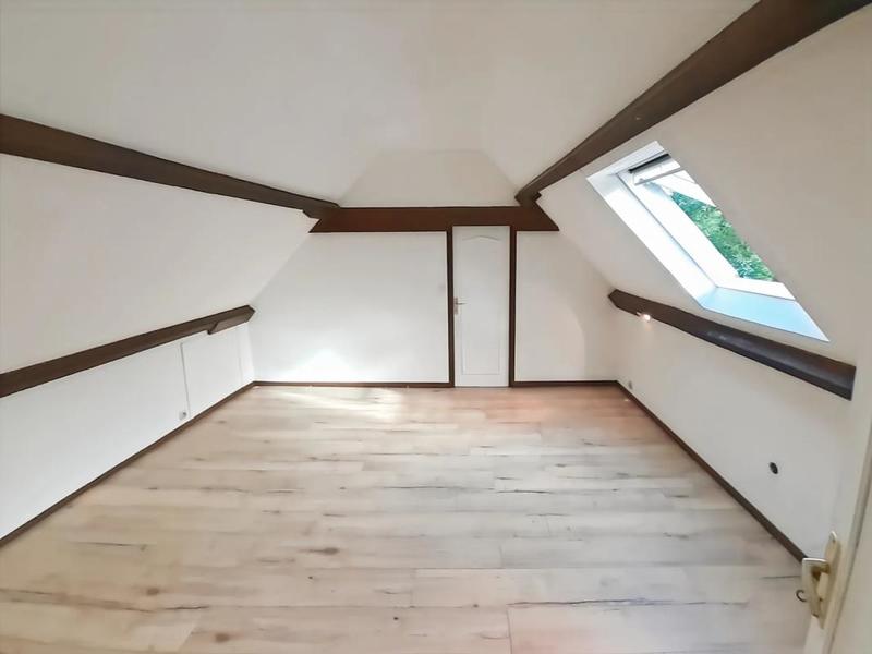 Maison - 97 m² - 5 pièces