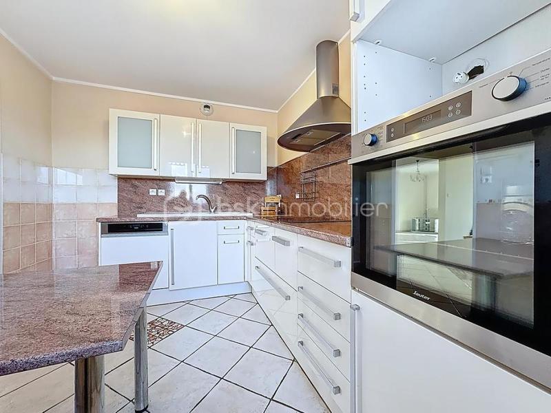 Appartement - 101 m² - 5 pièces