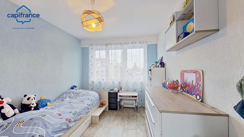 Appartement - 95 m² - 4 pièces