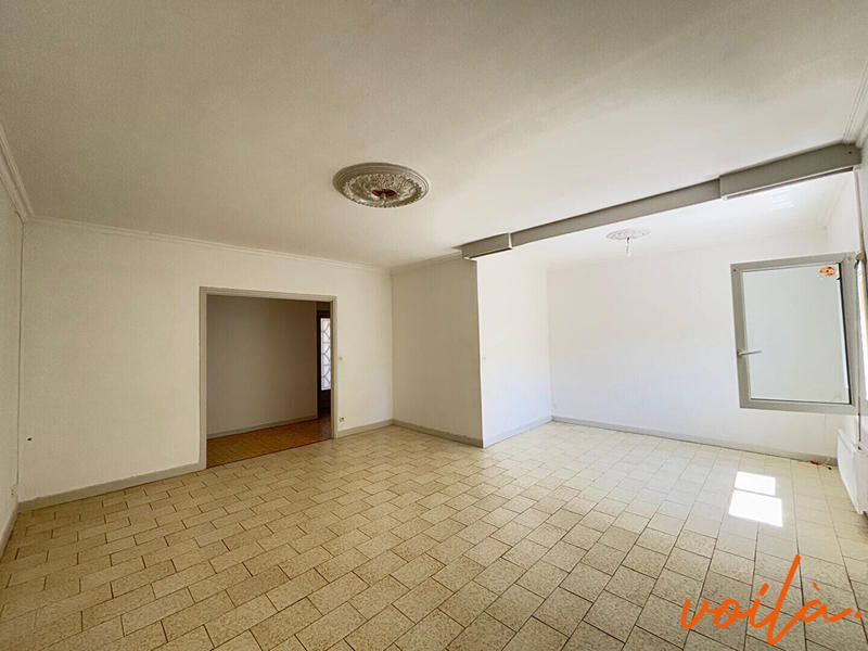 Immeuble - 9 pièces