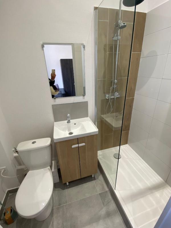 Studio - 15 m² - 1 pièce