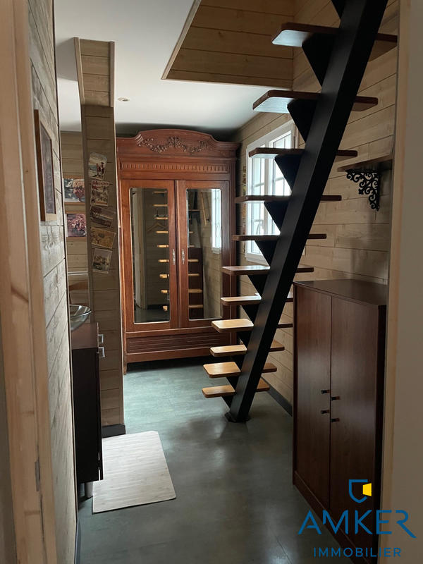 Maison traditionnelle - 133 m² - 7 pièces