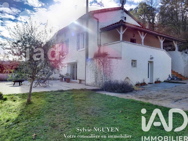 Maison - 139 m² - 5 pièces