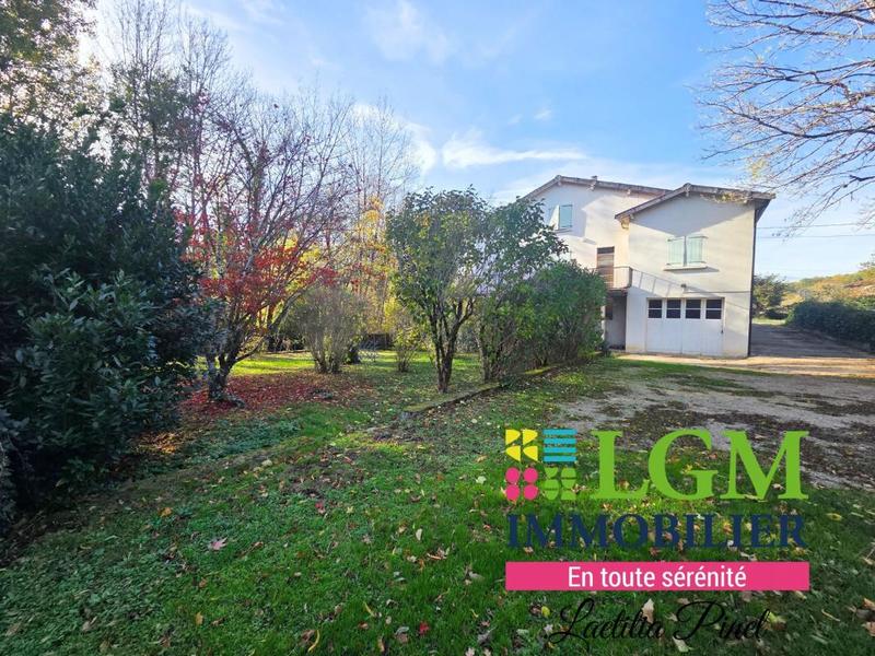 Maison - 204 m² - 6 pièces