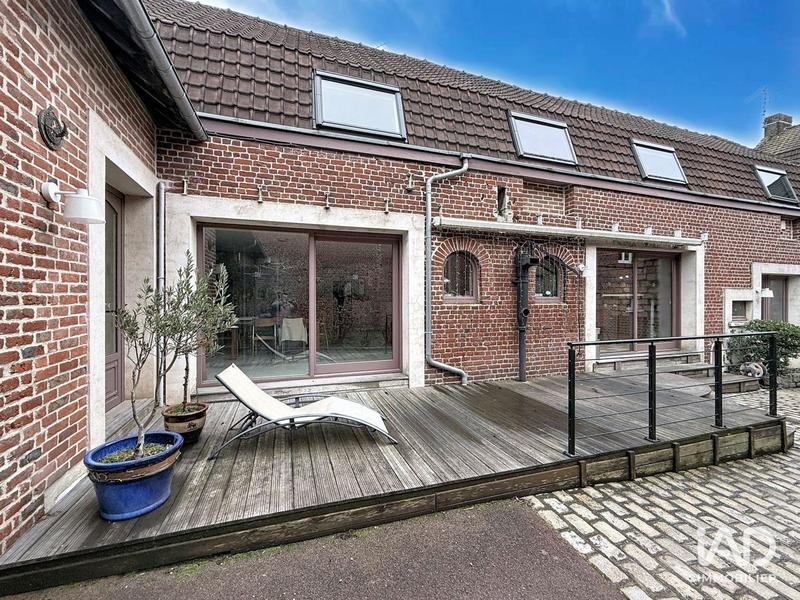 Maison - 449 m² - 9 pièces