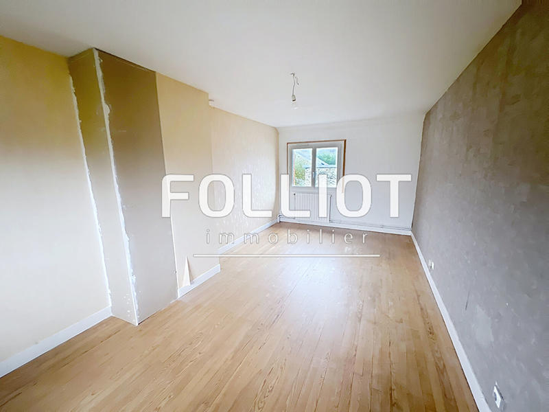 Maison - 181 m² - 10 pièces