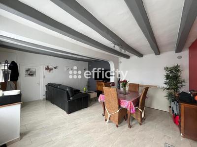 Maison - 93 m² - 3 pièces