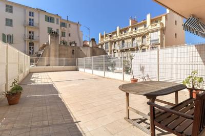 Appartement - 80 m² - 3 pièces