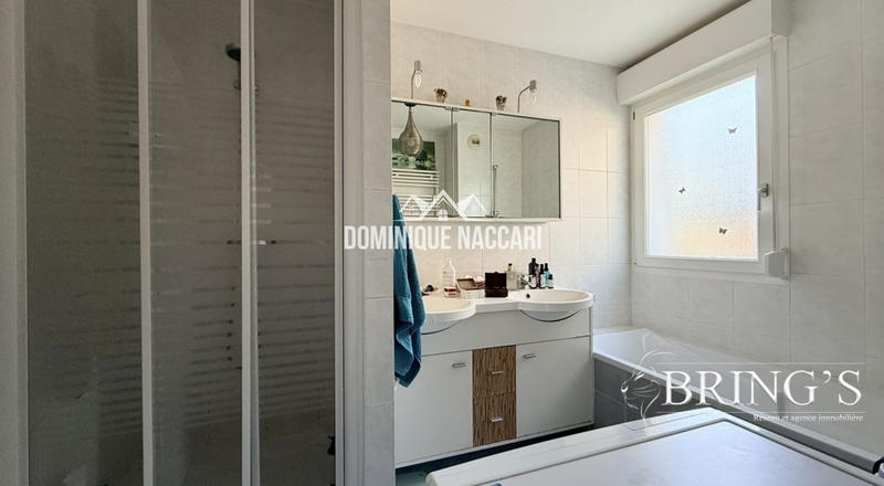 Appartement - 85 m² - 4 pièces