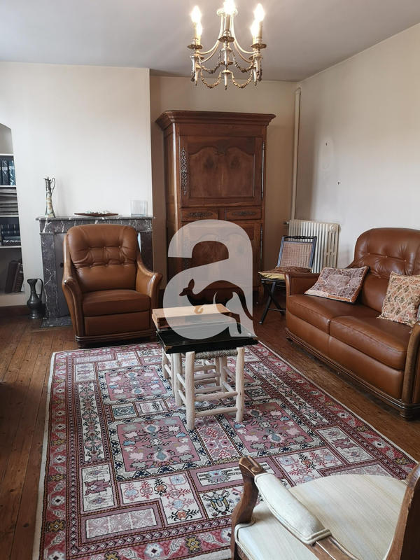 Maison - 152 m² - 7 pièces