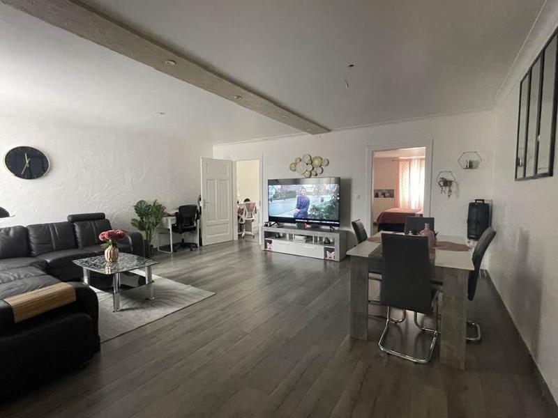 Appartement - 100 m² - 4 pièces