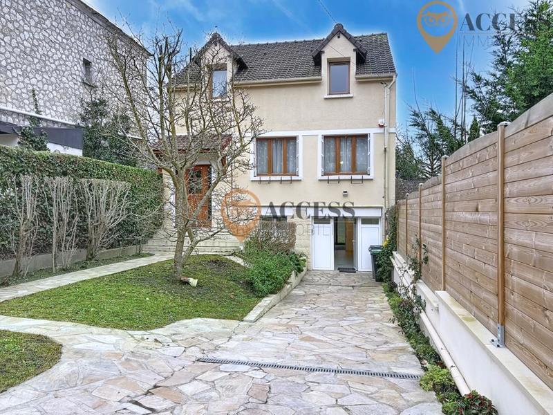 Maison - 96 m² - 6 pièces