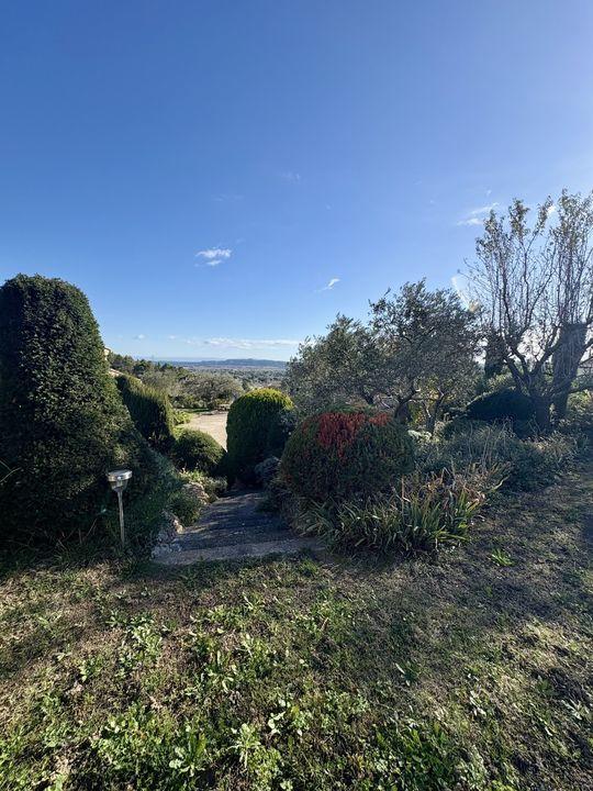 Villa - 185 m² - 5 pièces