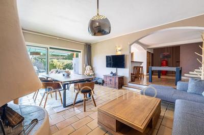 Villa - 178 m² - 6 pièces