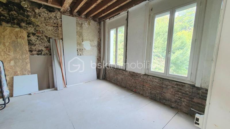 Maison - 200 m² - 11 pièces