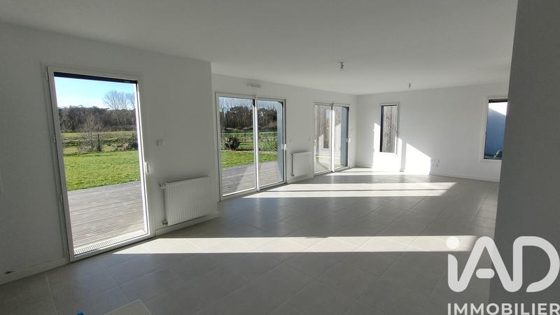 Maison - 98 m² - 4 pièces