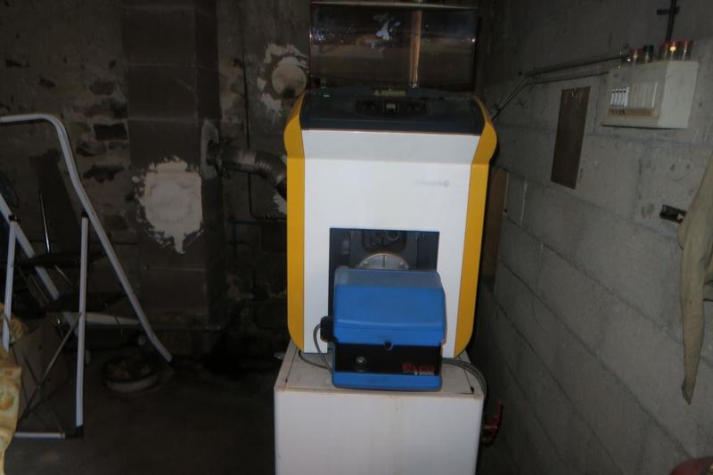 Maison en pierre - 195 m² - 9 pièces