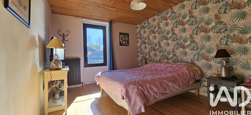 Maison - 122 m² - 5 pièces