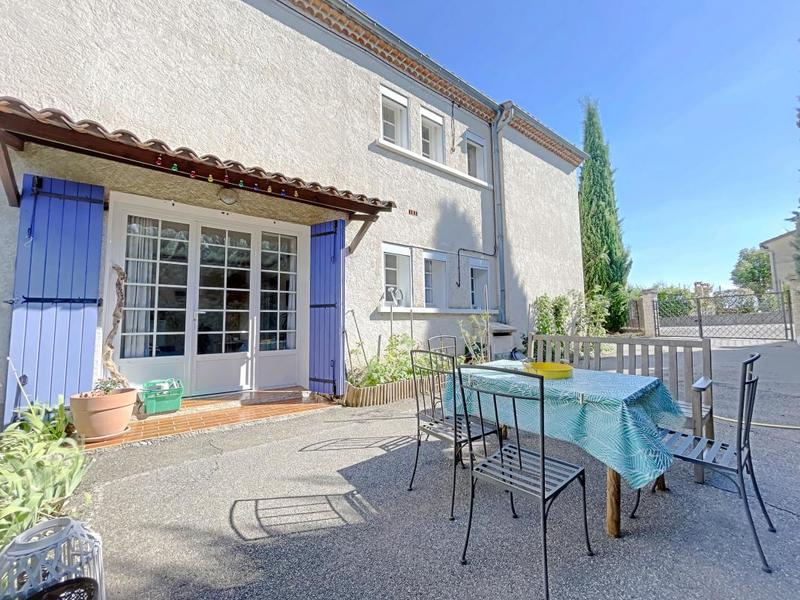 Maison - 176 m² - 9 pièces