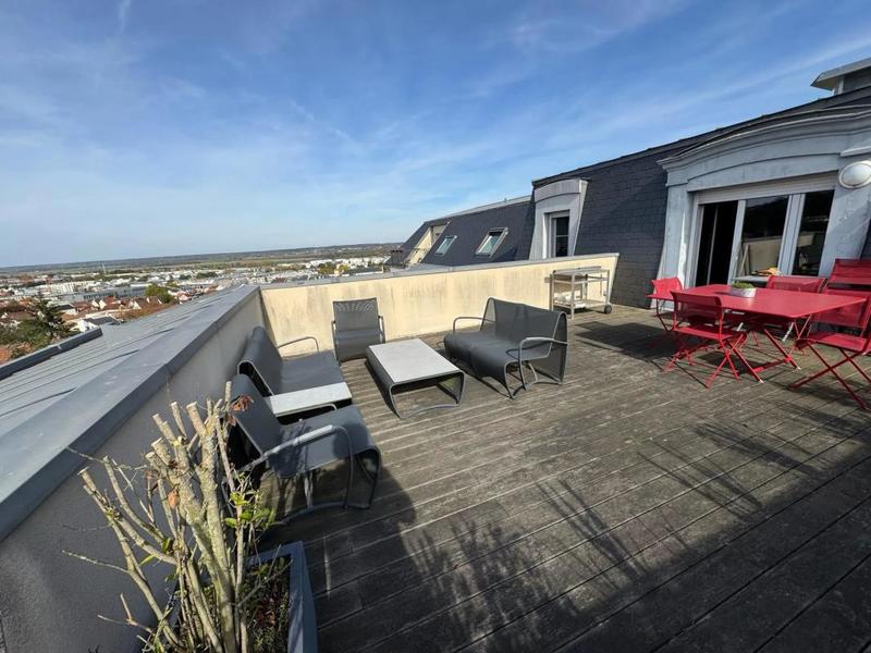 Penthouse - 125 m² - 5 pièces